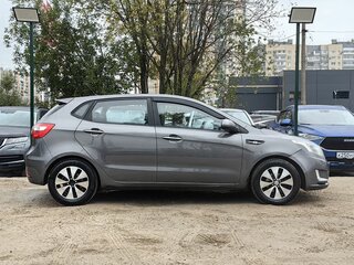 2014 Kia Rio 4-speed III, серый, 729000 рублей, вид 4