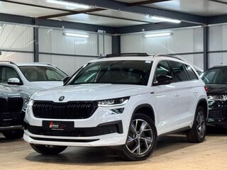 2023 Skoda Kodiaq I Рестайлинг, белый, 3490032 рублей, вид 3