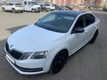 2017 Skoda Octavia III (A7), белый, 1170000 рублей - вид 2