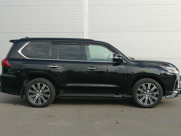 2017 Lexus LX 570 III Рестайлинг 2, чёрный, 7400000 рублей - вид 7