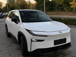 2026 Toyota bZ3X 58.3 kWh, белый, 3050000 рублей, вид 1