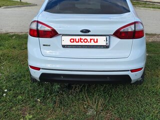 2015 Ford Fiesta Mk6 Рестайлинг, белый, 760000 рублей, вид 5