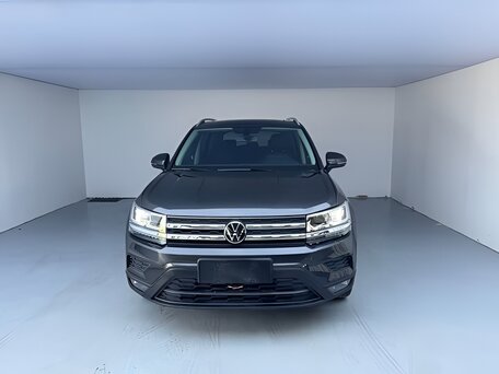 2022 Volkswagen Tharu I, чёрный, 1950000 рублей, вид 2