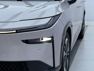 2025 Toyota bZ3X 58.3 kWh, серый, 2300000 рублей, вид 3