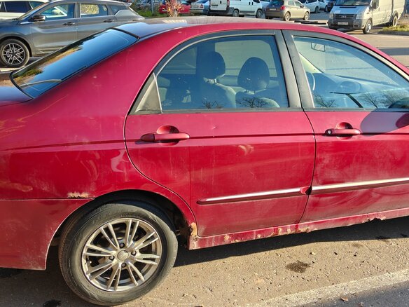 2007 Kia Cerato I Рестайлинг, красный, 220000 рублей - вид 5