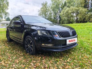 2018 Skoda Octavia III (A7) Рестайлинг, чёрный, 1800000 рублей, вид 3