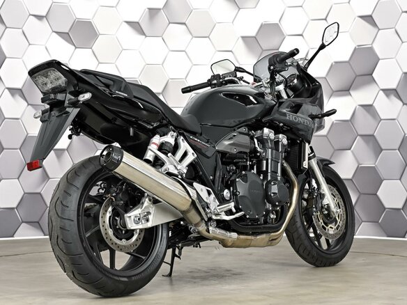 2025 Honda CB 1300, чёрный, 1699000 рублей - вид 6