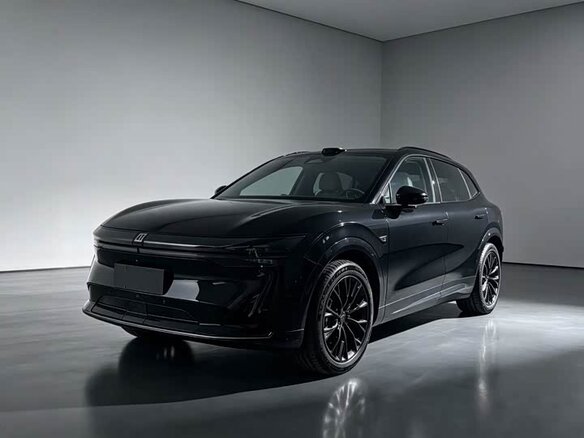 2025 Zeekr 7X 100 kWh I, чёрный, 5465000 рублей