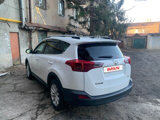 2014 Toyota RAV4 IV (XA40), белый, 2200000 рублей, вид 4