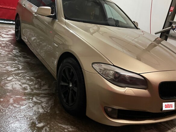 2011 BMW 5 серии 523i VI (F10/F11/F07), бежевый, 1200000 рублей - вид 1