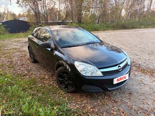 2010 Opel Astra GTC H Рестайлинг, чёрный, 550000 рублей, вид 1