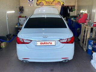 2010 Hyundai Sonata VI (YF), белый, 859000 рублей, вид 2