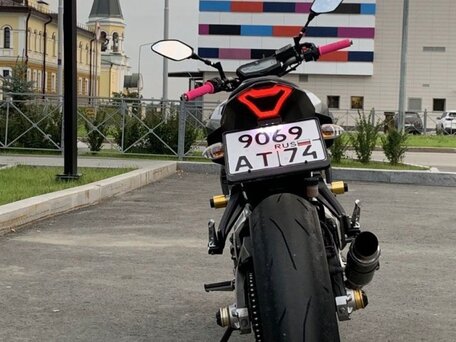 2014 Yamaha MT-07 (FZ-07), белый, 650000 рублей, вид 4