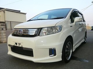 2016 Honda Freed Spike I Рестайлинг 2, белый, 834000 рублей, вид 4