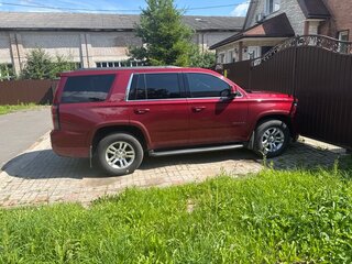 2016 Chevrolet Tahoe IV, красный, 2900000 рублей, вид 4