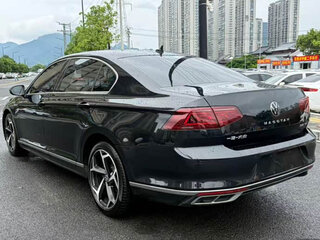 2023 Volkswagen Magotan B8 Рестайлинг, серый, 1460000 рублей, вид 3