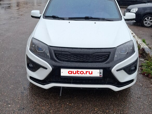 2014 Lada (ВАЗ) Granta Sport I, белый, 500000 рублей - вид 3