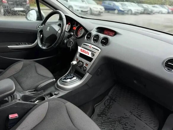 2011 Peugeot 308 I Рестайлинг, серый, 430000 рублей - вид 4