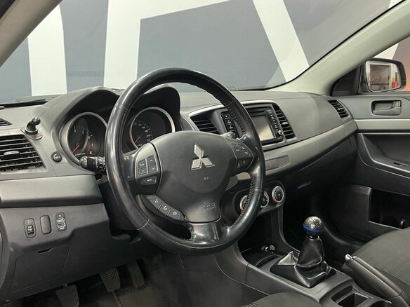 2012 Mitsubishi Lancer X Рестайлинг, серебристый - вид 6