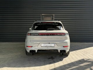 2026 Porsche Cayenne III Рестайлинг, серый, 21900000 рублей, вид 4