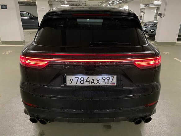 2021 Porsche Cayenne Turbo III, чёрный, 14790000 рублей - вид 13