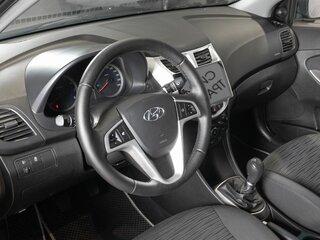 2016 Hyundai Solaris I Рестайлинг, коричневый, 799654 рублей, вид 5
