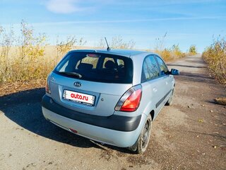 2007 Kia Rio II, серебристый, 490000 рублей, вид 4