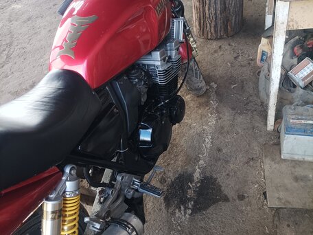 1993 Yamaha XJR400, красный, 150000 рублей, вид 2