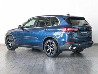 2019 BMW X5 30d IV (G05/G18), синий, 6049000 рублей, вид 2