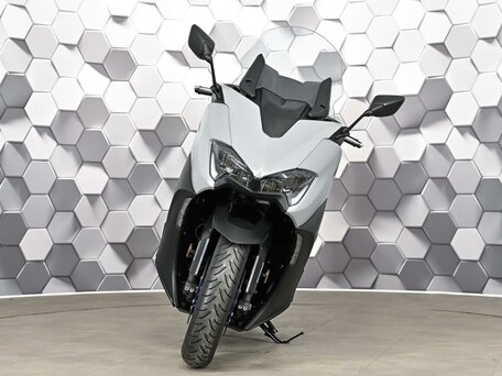 2021 Yamaha TMAX, серый, 1049000 рублей, вид 5
