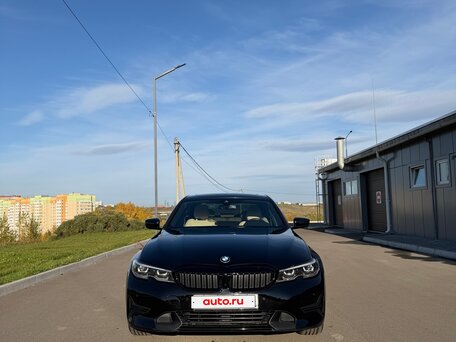2020 BMW 3 серии 330i xDrive VII (G2x), чёрный, 3300000 рублей, вид 1