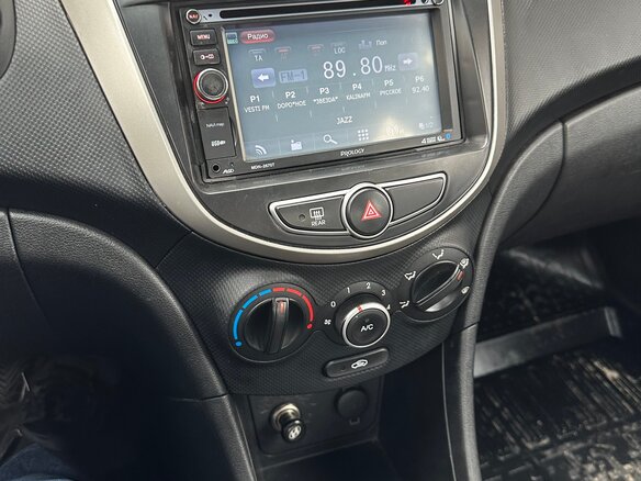 2012 Hyundai Solaris I, серый, 660000 рублей - вид 13