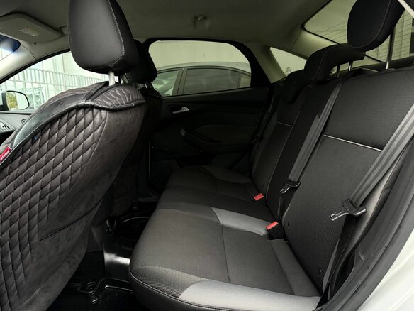 2013 Ford Focus III, серебристый, 720000 рублей - вид 9