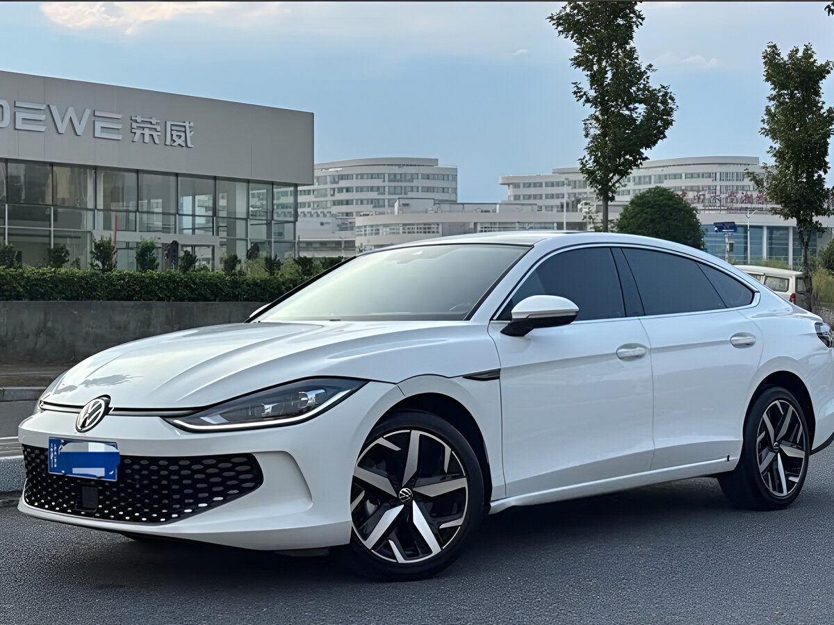 Открыть фотографии: Volkswagen Lamando II