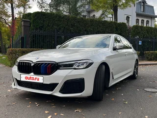 2022 BMW 5 серии 520i VII (G30/G31/G38) Рестайлинг, белый, 4690000 рублей, вид 3