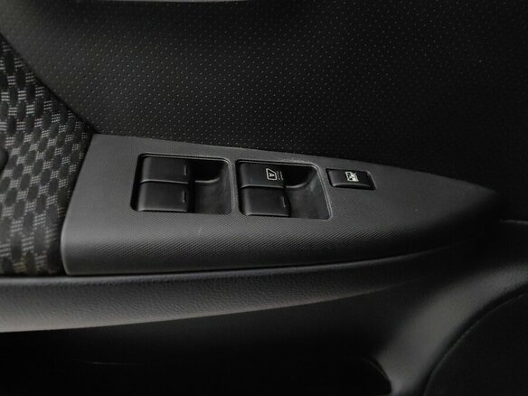 2006 Nissan Note I, серый, 545000 рублей - вид 22
