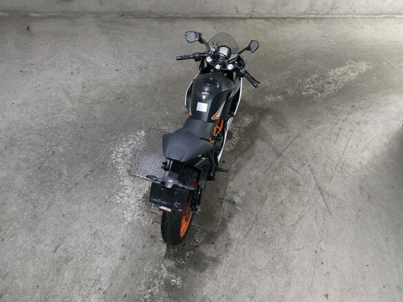 2016 KTM RC 390, белый, 420000 рублей - вид 5