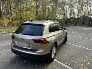 2020 Volkswagen Tiguan II, коричневый, 2790000 рублей, вид 5