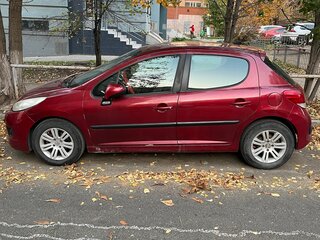2010 Peugeot 207 I Рестайлинг, красный, 400000 рублей, вид 3