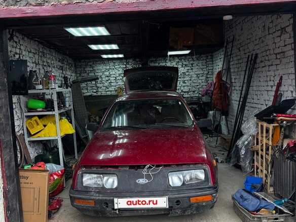1984 Ford Sierra I, красный