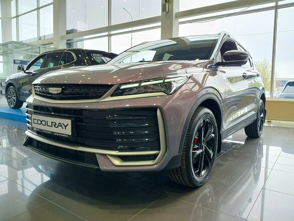 2026 Geely Coolray I Рестайлинг 2, фиолетовый, 2964990 рублей - вид 1