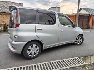 2000 Toyota FunCargo, серебристый, 199000 рублей, вид 3