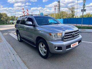 2009 Toyota Sequoia II, серый, 3100000 рублей, вид 3