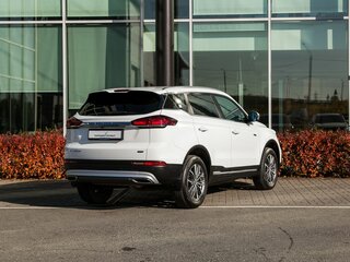 2024 Geely Atlas Pro, белый, 2200000 рублей, вид 2