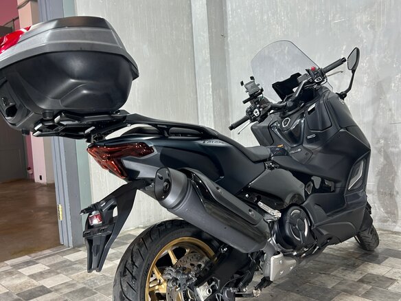 2023 Yamaha TMAX, синий, 1235000 рублей - вид 6