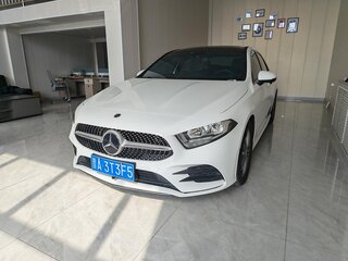 2022 Mercedes-Benz A-Класс 180 Long IV (W177) Рестайлинг, белый, 1510000 рублей, вид 1