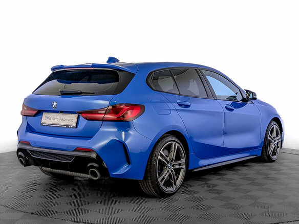 2019 BMW 1 серии M135i xDrive III (F40), синий, 3150000 рублей - вид 4