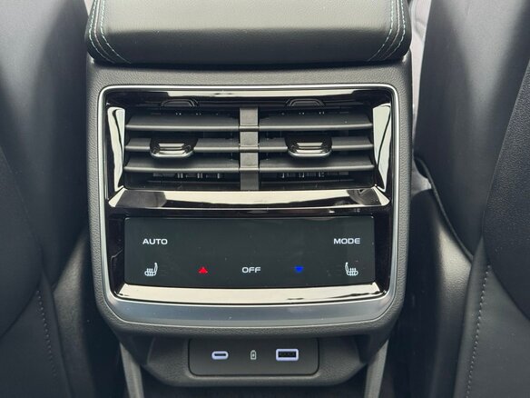 2026 Geely Monjaro I, чёрный - вид 22