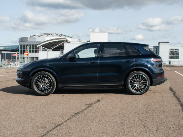 2019 Porsche Cayenne III, синий, 5897000 рублей - вид 7