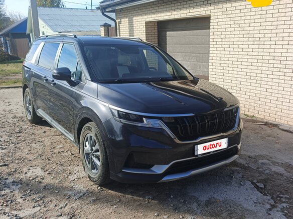2021 Kia Carnival IV, серый, 3680000 рублей - вид 2